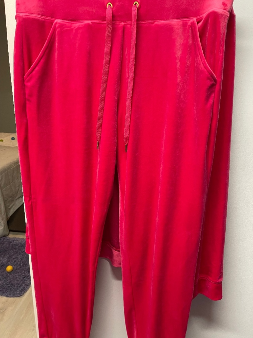 EEUC Lilly Pulitzer Large/Lg/L Velour pants with drawstring